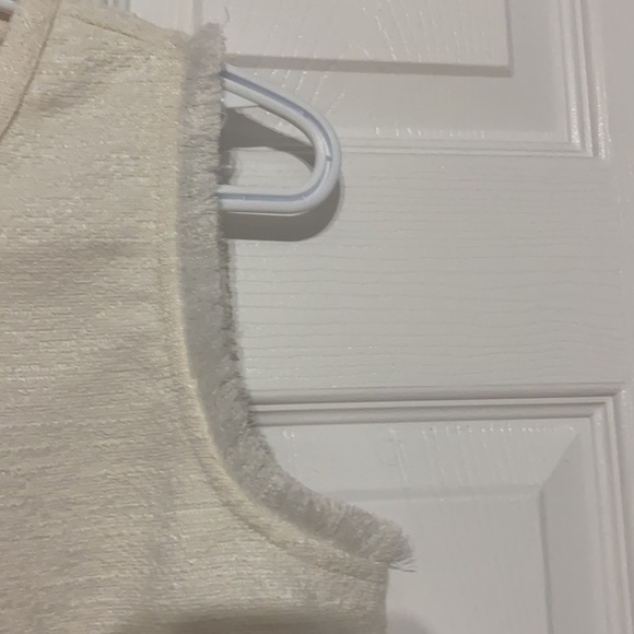 Ann Taylor Petite tank - Picture 4 of 9